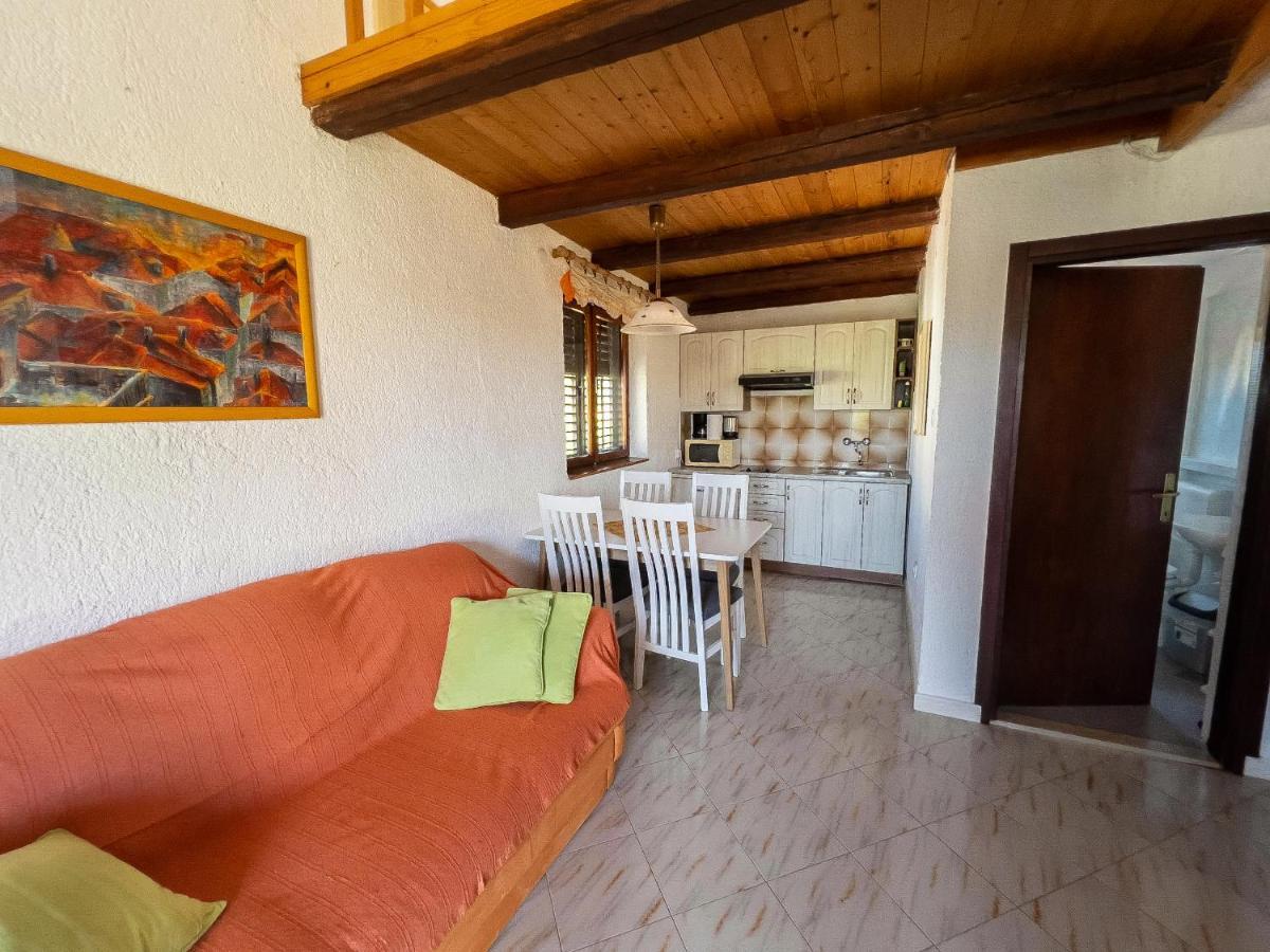Apartament Onda Funtana Kültér fotó