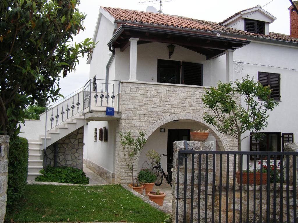 Apartament Onda Funtana Kültér fotó